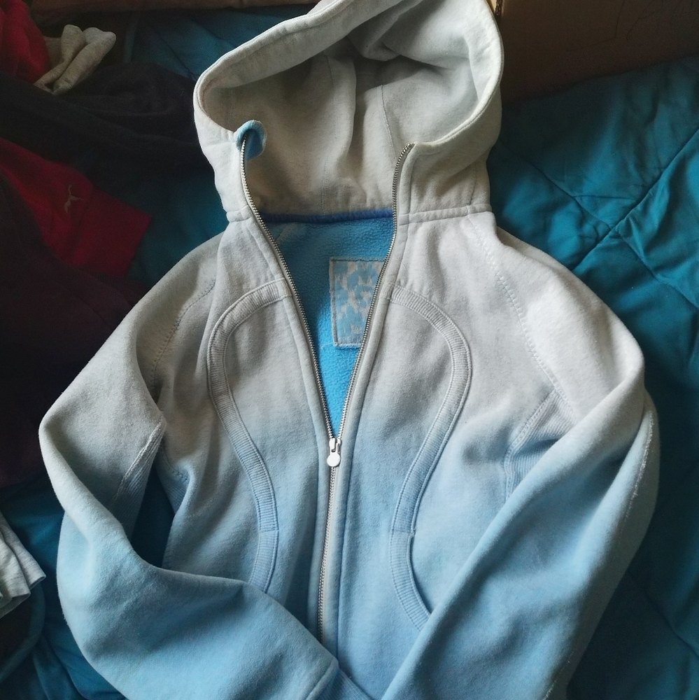 Lululemon sweater